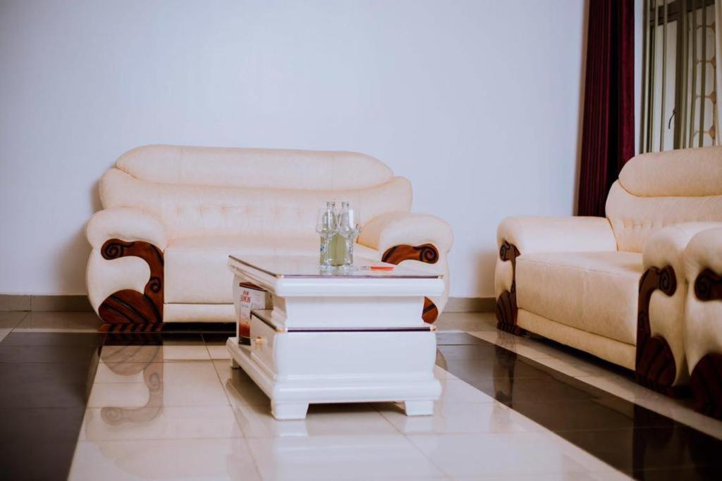 Autop Bg Guest House Kigali Exterior foto